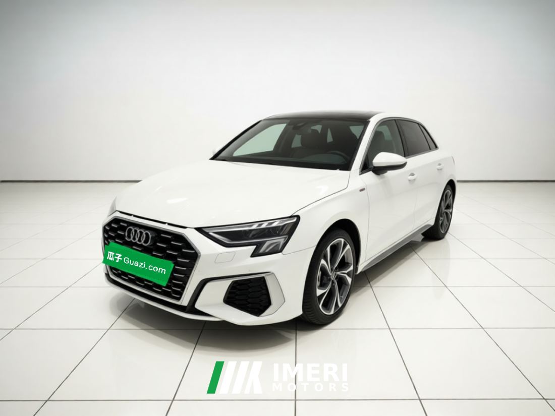 Audi A3 Sportback 35 TFSI Luxury Sport - car from China