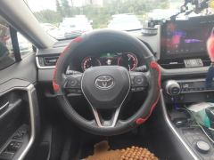 Toyota RAV4 2.0L CVTAWDPremium Edition - фото 6