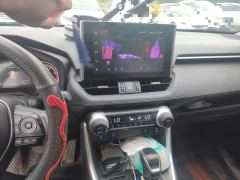 Toyota RAV4 2.0L CVTAWDPremium Edition - фото 9