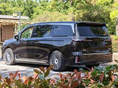 Voyah Lantu Dreamchaser PHEV AWD Luxury Kunpeng Edition - фото 17