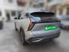 Geely Boyue L 1.5TD DCT Luxury - ფოტო 4