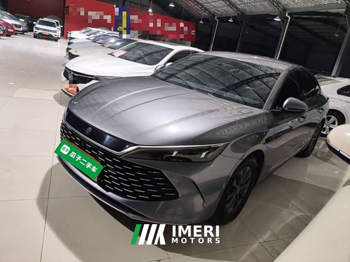 BYD Qin L DM-i Smart Drive Edition 80KM Leading - автомобиль из Китая