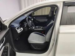 Geely Emgrand 4th Generation 1.5L CVT Luxury - ფოტო 4
