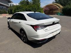 Hyundai Elantra 1.5L CVT Luxury - ფოტო 13