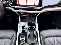 Volkswagen Teramont 380TSI AWD Dragon Prestige Edition - фото 12