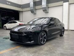 Lynk & Co 03 1.5T DCT Pro - ფოტო 1
