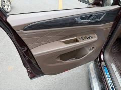 Volkswagen Viloran 380TSI Prestige - фото 6