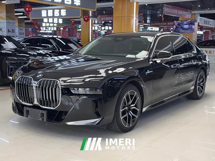 BMW 7 Series 735Li M Sport Package - ავტომობილი ჩინეთიდან