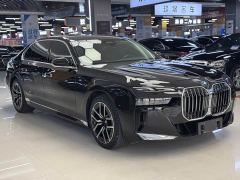 BMW 7 Series 735Li M Sport Package - ფოტო 3