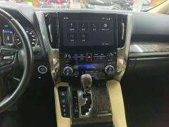 Toyota Vellfire Crown Hybrid 2.5L HV Luxury Edition - photo 12