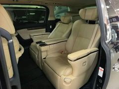 Toyota Vellfire Crown Hybrid 2.5L HV Luxury Edition - photo 16