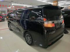 Toyota Vellfire Crown Hybrid 2.5L HV Luxury Edition - photo 4