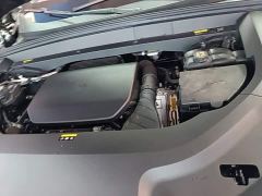 Li Auto L8 Ultra Smart Refresh Edition - ფოტო 19