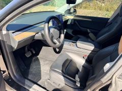 Tesla Model Y Standard Range RWD - ფოტო 4