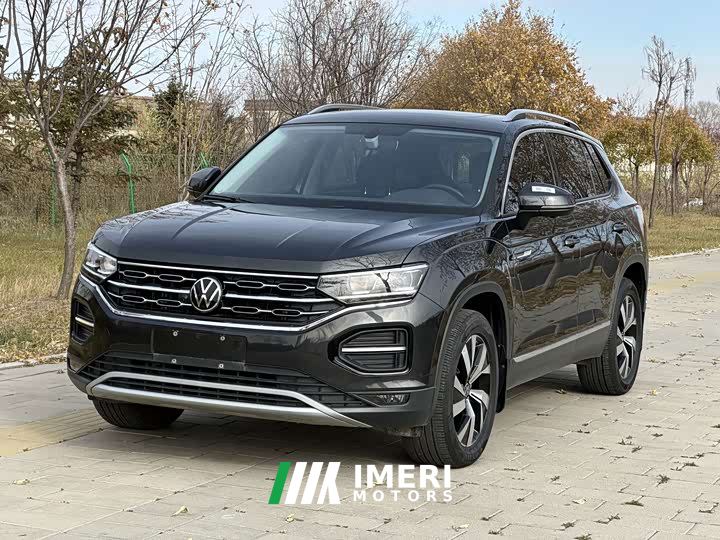 Volkswagen Taos 280TSI FWD Luxury Smart Connected Edition - автомобиль из Китая