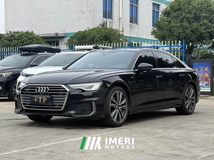 Audi A6L 45 TFSI quattro Prestige - автомобиль из Китая