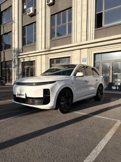 Li Auto L6 Pro - ფოტო 1