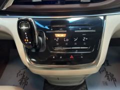 Buick GL8 Land Business Class 652T Comfort Edition 7-seater - photo 11