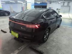 BYD Qin PLUS Glory Edition DM-i 55KM Leading - фото 6