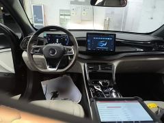 BYD Qin PLUS Glory Edition DM-i 55KM Leading - фото 9