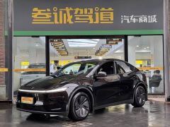 Tesla Model Y Rear-Wheel Drive - ფოტო 1
