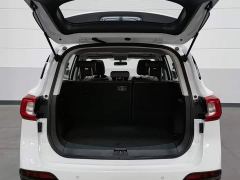 Dongfeng Fenghang T5 Prosperous Era 1.6L CVT Dream-Chasing Edition 5-Seater - фото 16