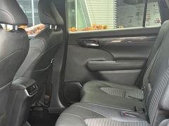 Toyota Crown Venza 2.5L HEV AWD Luxury - photo 14