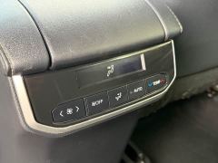 Toyota Crown Venza 2.5L HEV AWD Luxury - photo 15