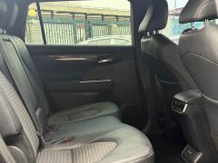 Toyota Crown Venza 2.5L HEV AWD Luxury - photo 17