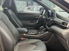 Toyota Crown Venza 2.5L HEV AWD Luxury - photo 20