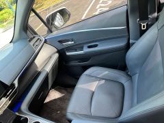 Toyota Sienna 2.5L Hybrid Premium Edition - photo 10