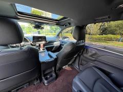 Toyota Sienna 2.5L Hybrid Premium Edition - photo 11