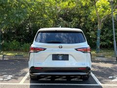 Toyota Sienna 2.5L Hybrid Premium Edition - photo 15
