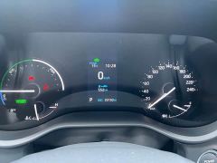 Toyota Sienna 2.5L Hybrid Premium Edition - photo 5