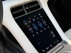 Porsche Taycan 4 Cross Turismo - фото 16