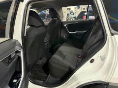 Toyota RAV4 2.0L CVT FWD Urban Edition - photo 5