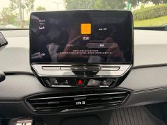 Volkswagen ID.3 Outstanding Edition - ფოტო 9