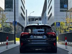 Ford Focus Hatchback EcoBoost 180 Automatic ST Line - photo 3