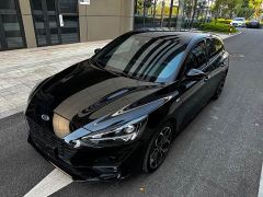 Ford Focus Hatchback EcoBoost 180 Automatic ST Line - photo 9