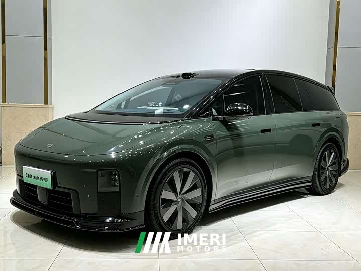 Li Auto i8 Standard Edition - ავტომობილი ჩინეთიდან