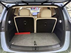 Li Auto i8 Standard Edition - ფოტო 17