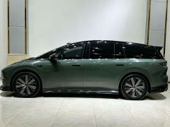 Li Auto i8 Standard Edition - ფოტო 4