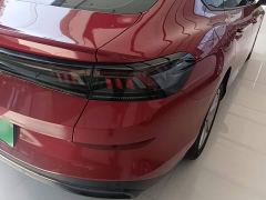 Volkswagen Lingdu L 280TSI DSG Dazzling Red Edition - photo 7