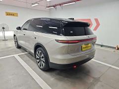 NIO ES8 75kWh - photo 3