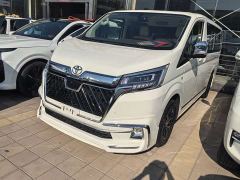 Toyota HIACE 3.5L Automatic - фото 1