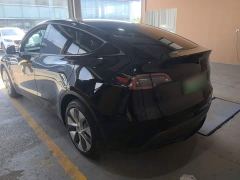 Tesla Model Y Standard Range RWD - фото 4