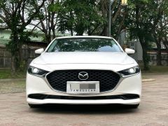 Mazda3 Axela 2.0L Automatic Luster Edition - photo 2