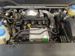 Dongfeng eπ008 210Max Extended Range 6-Seater - фото 10