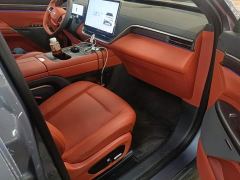 Dongfeng eπ008 210Max Extended Range 6-Seater - фото 8