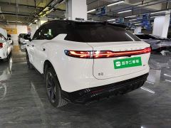 Voyah Lantu Zhiyin Long-Range Smart Comfort Edition - photo 4